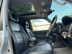 Mitsubishi Pajero 2002 Silver