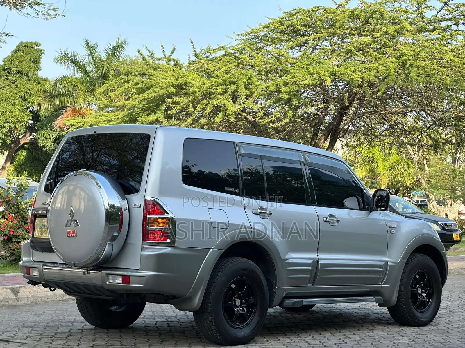Mitsubishi Pajero 2002 Silver