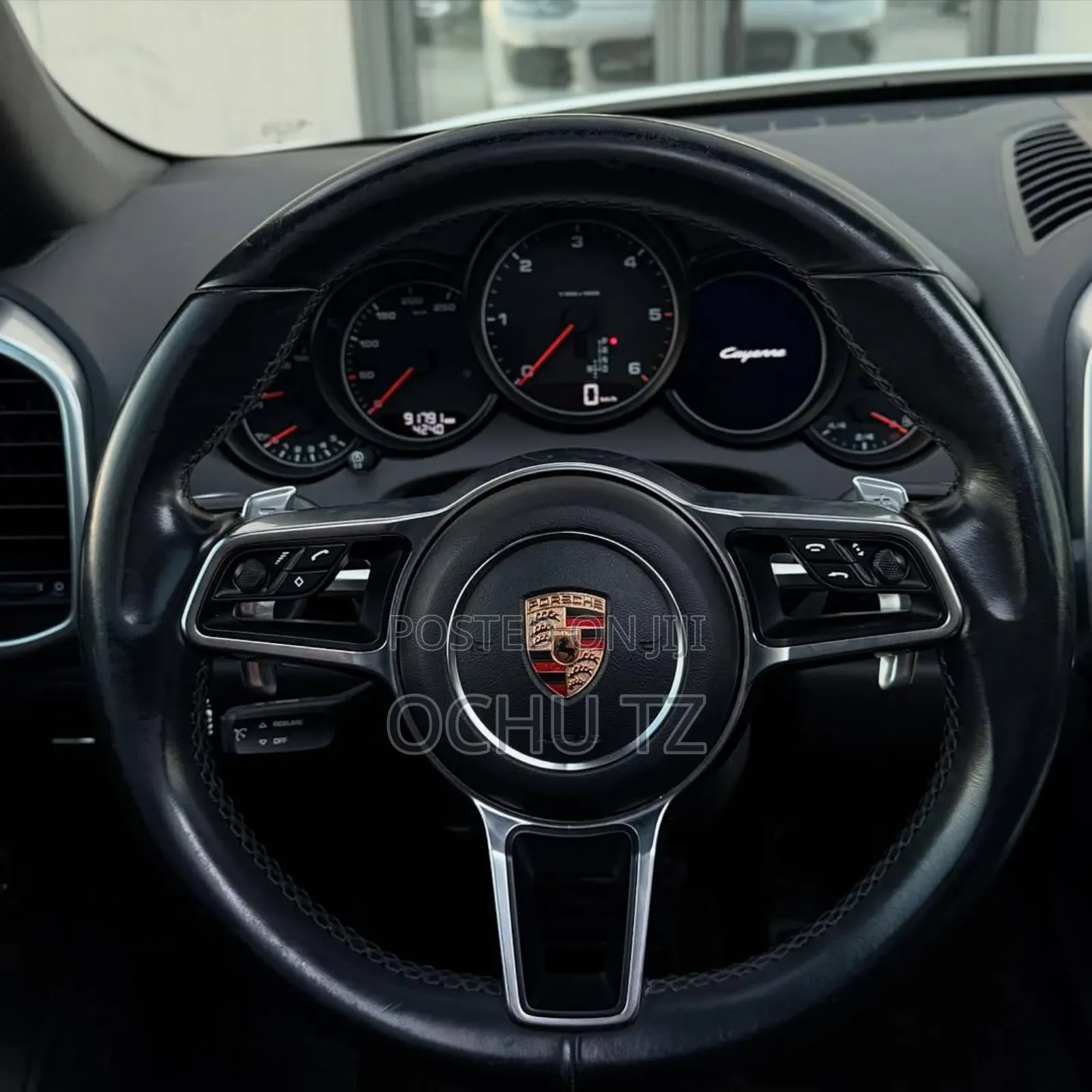 Porsche Cayenne 2016 White