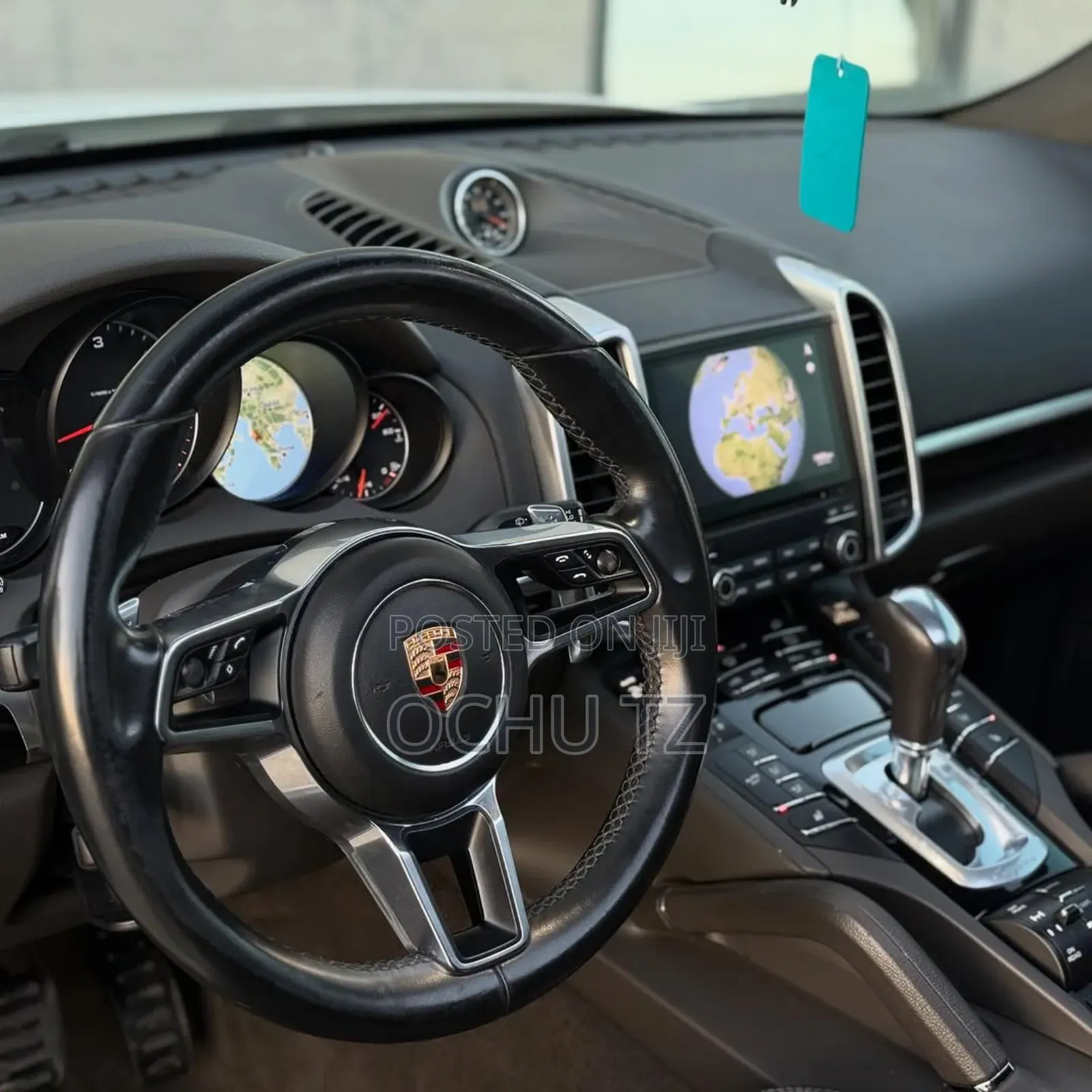 Porsche Cayenne 2016 White