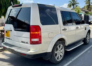 Land Rover Discovery 2008 White
