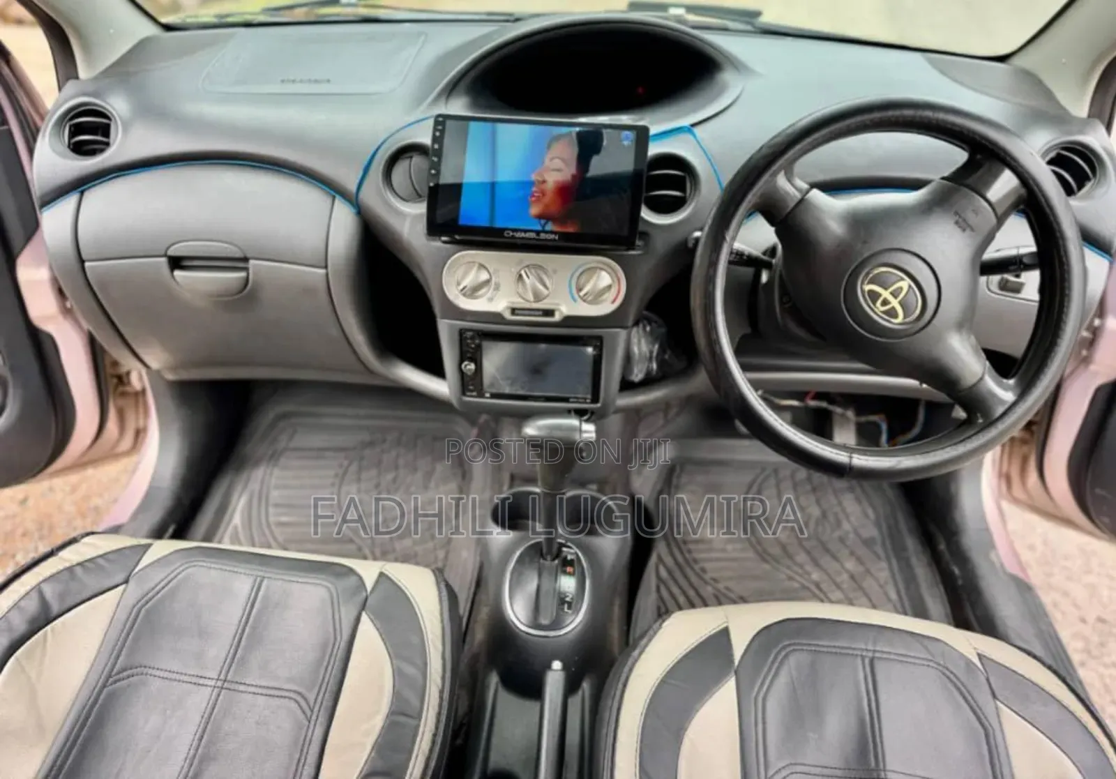 Toyota Vitz 2004 Ivory