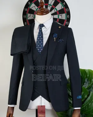 Detailed Dark Blue Suit