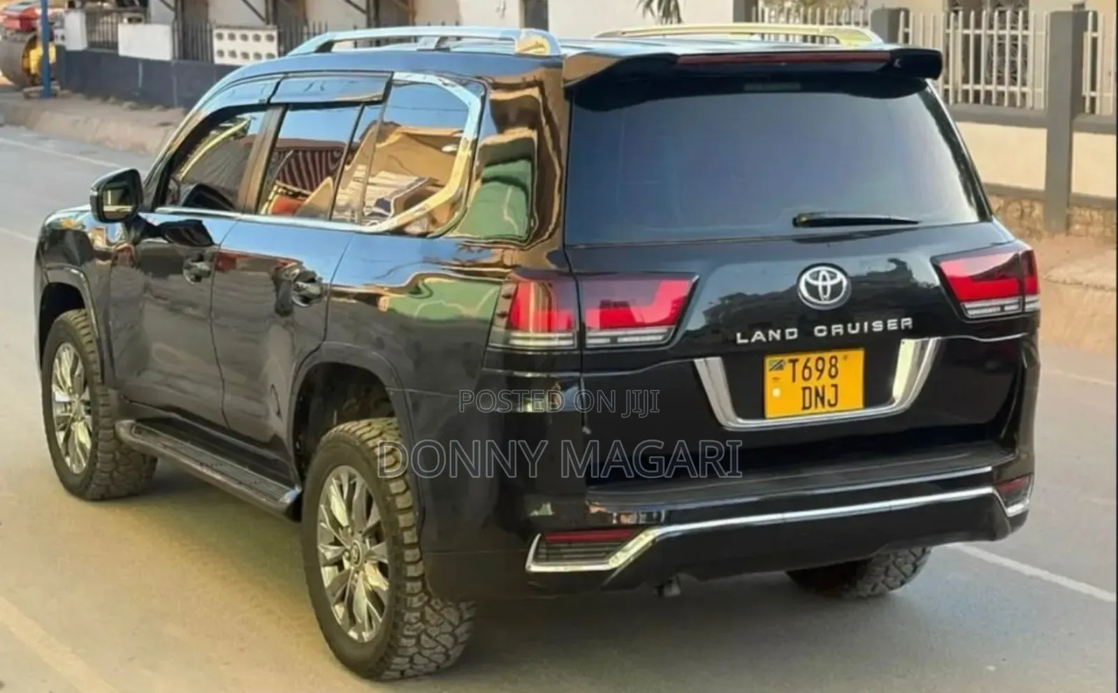 Toyota Land Cruiser 2023 Black