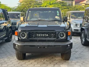 Toyota Land Cruiser 2024 Black
