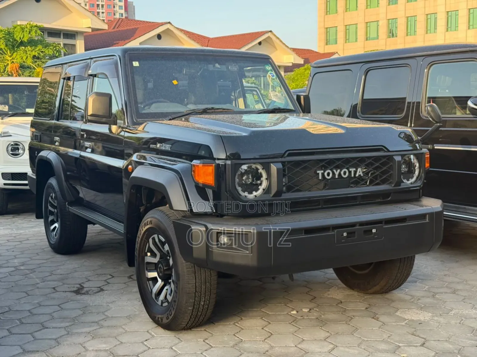Toyota Land Cruiser 2024 Black