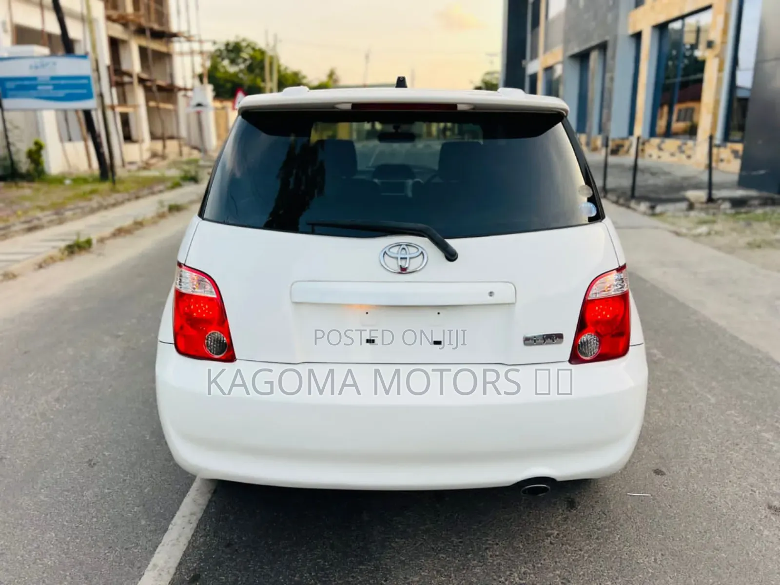 Toyota IST 2006 White