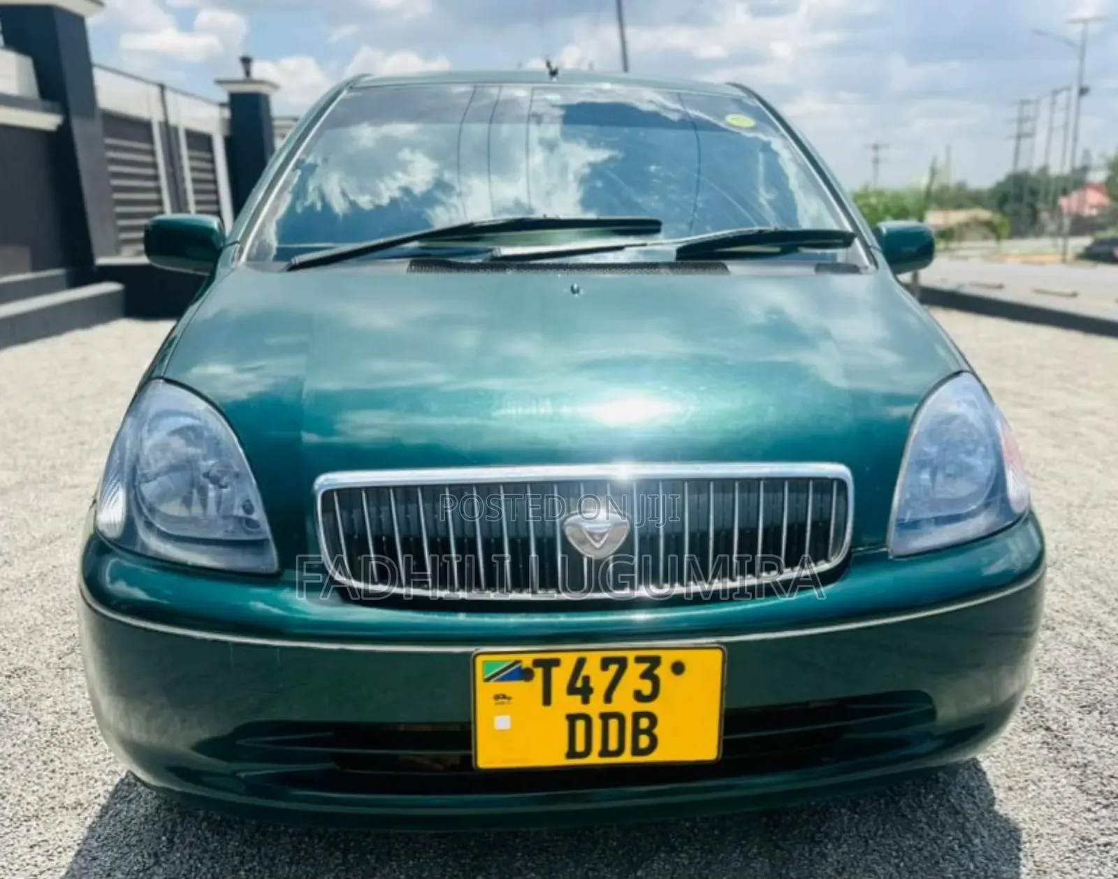 Toyota Vitz 2002 Green