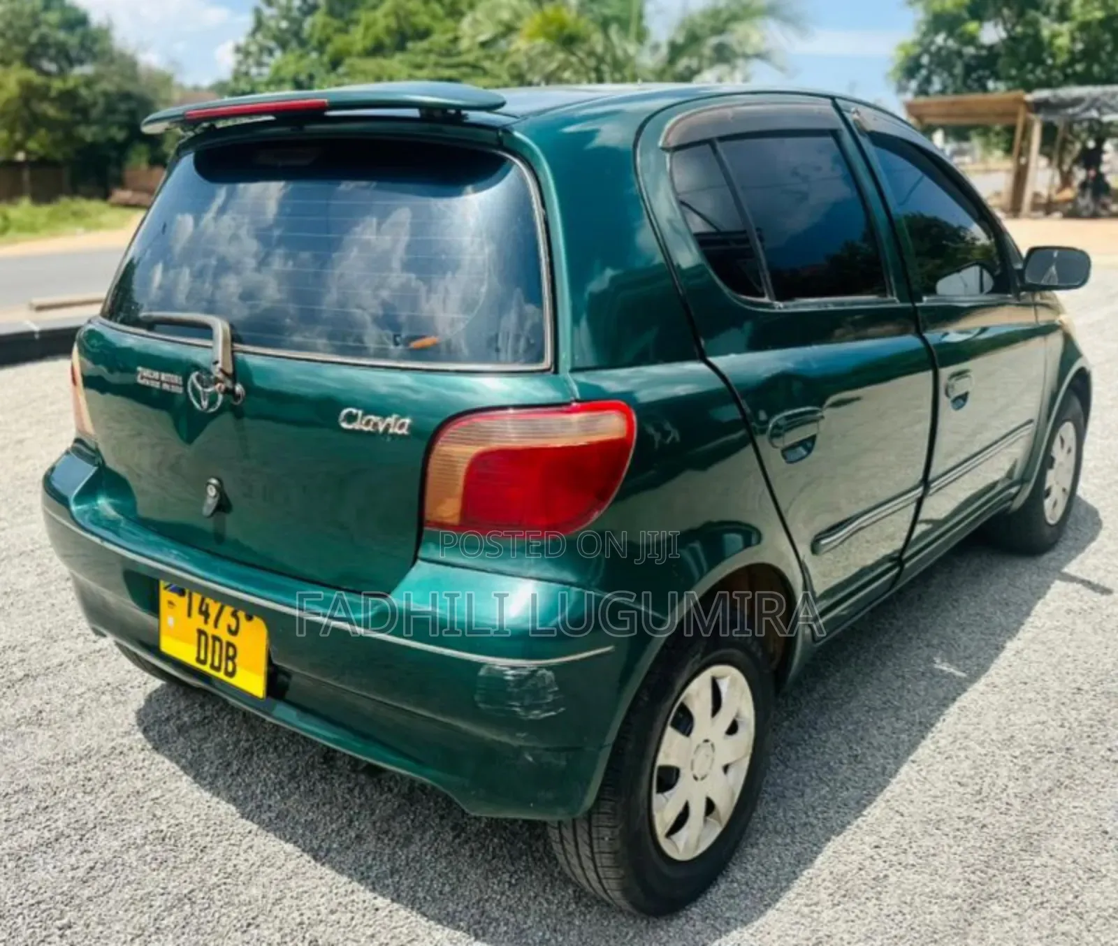 Toyota Vitz 2002 Green