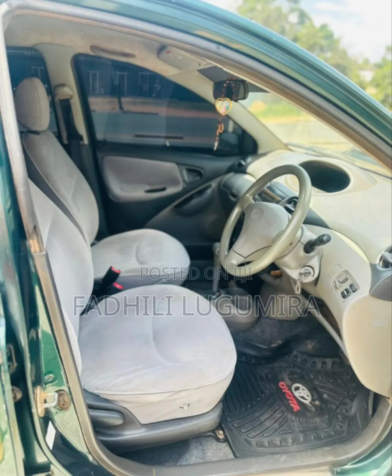 Toyota Vitz 2002 Green