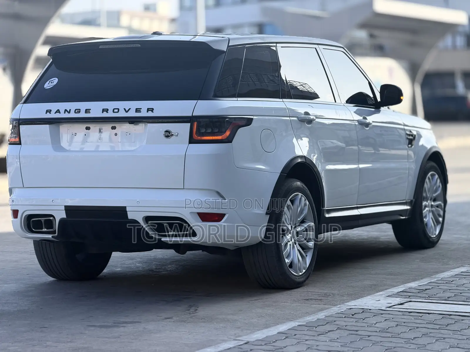 Land Rover Range Rover 3.0L V6 Turbocharged Diesel Td6 2019 White