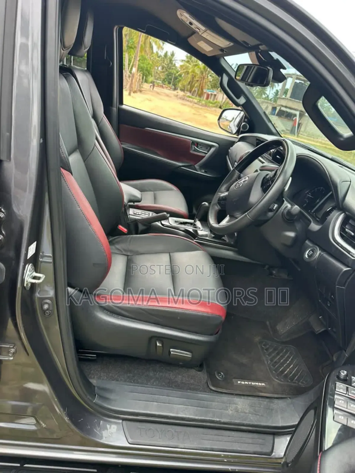Toyota Fortuner 2023 Gray