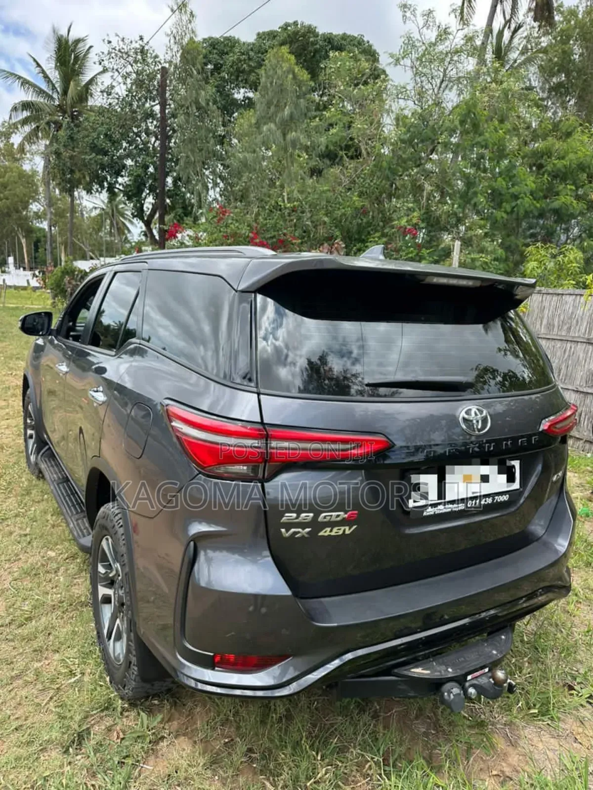Toyota Fortuner 2023 Gray