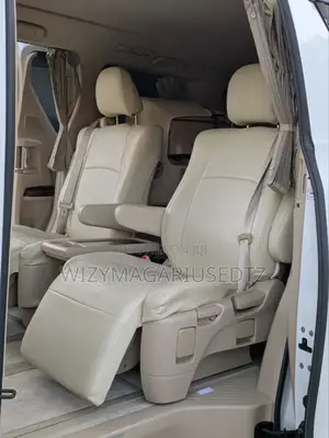 Toyota Alphard 2.4 Petrol AWD 2008 Purple