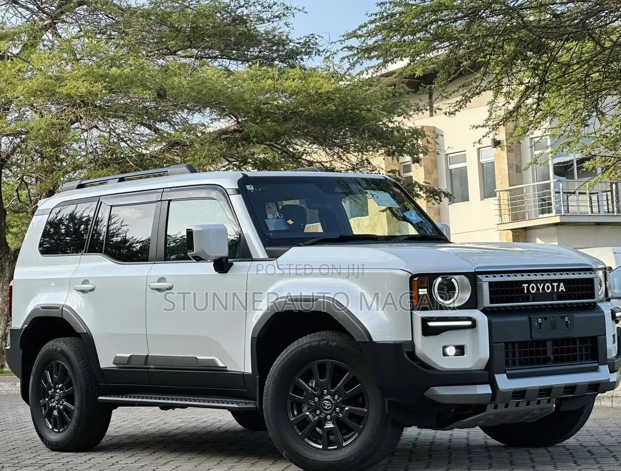 New Toyota Land Cruiser Prado 2025 White