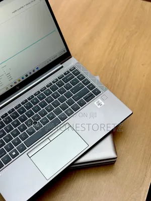 Laptop HP ZBook Firefly 14 G7 16GB Intel Core I7 SSD 512GB