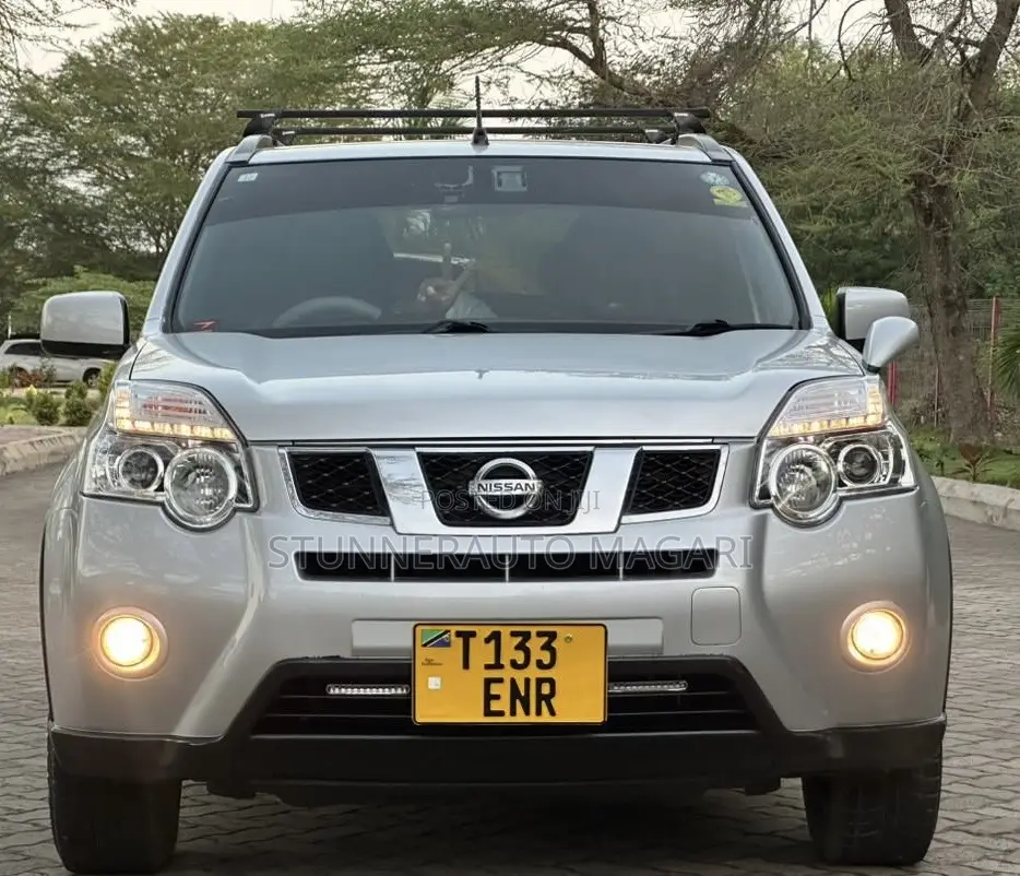 Nissan X-Trail 2012 Silver