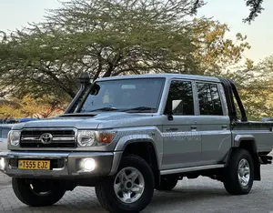 Toyota Land Cruiser 2017 Silver