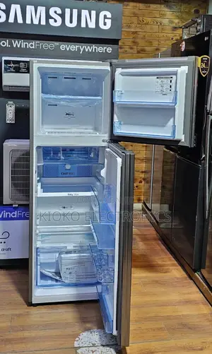 253ltrs Samsung Refrigerator