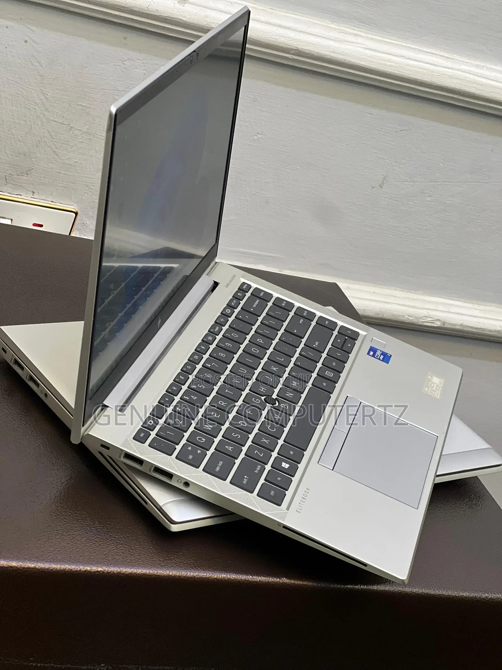 Laptop HP EliteBook 840 G8 16GB Intel Core I7 SSD 256GB