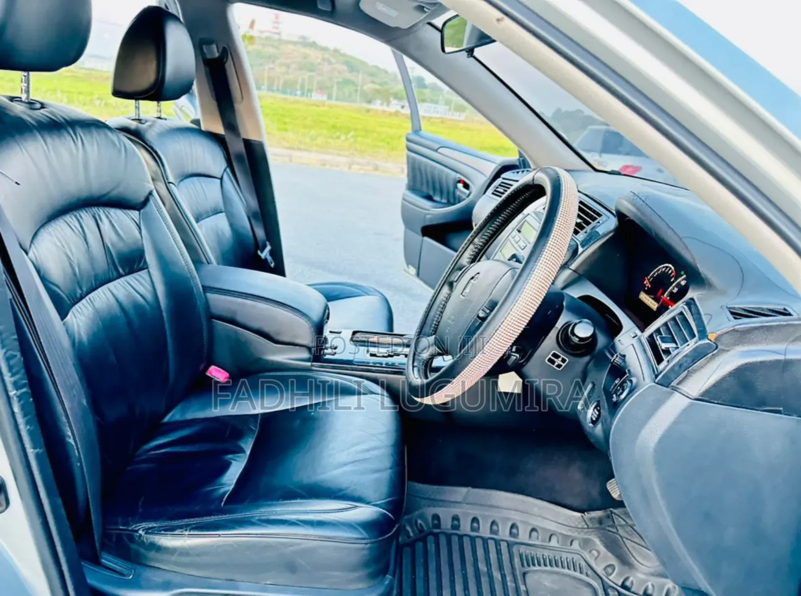 Toyota Crown Royale 2005 Silver