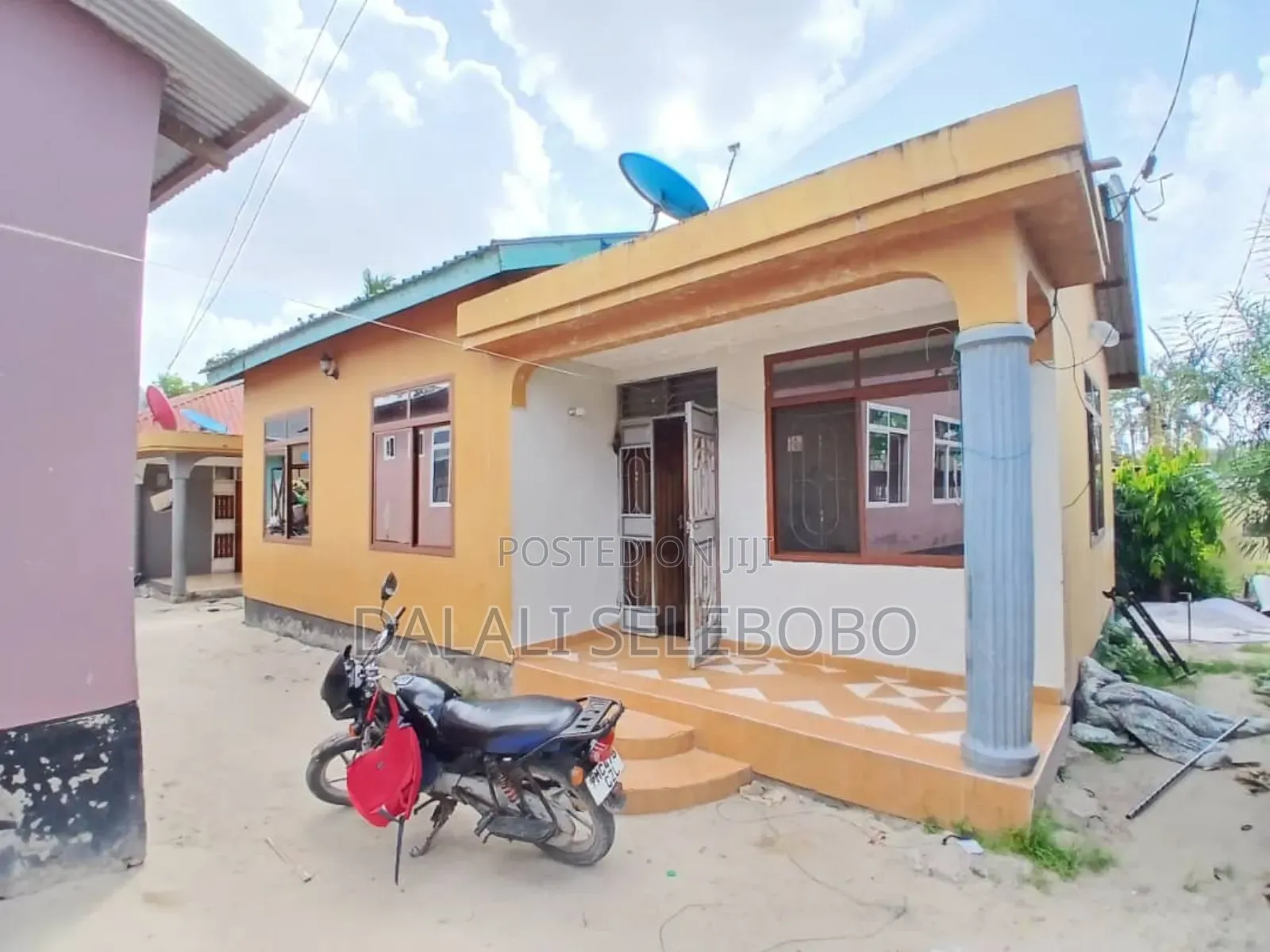 3bdrm Bungalow in Kimara Baruti, Mikocheni for rent