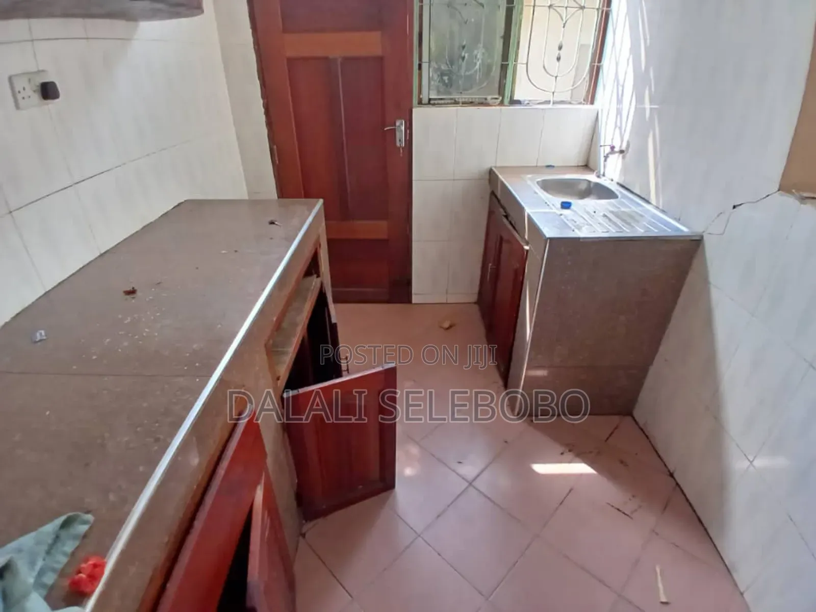 3bdrm Bungalow in Kimara Baruti, Mikocheni for rent