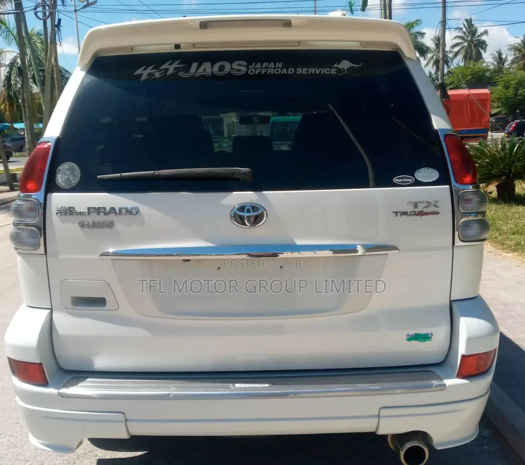 Toyota Land Cruiser Prado 2008 White
