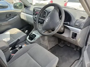 Suzuki Escudo 2003 Silver