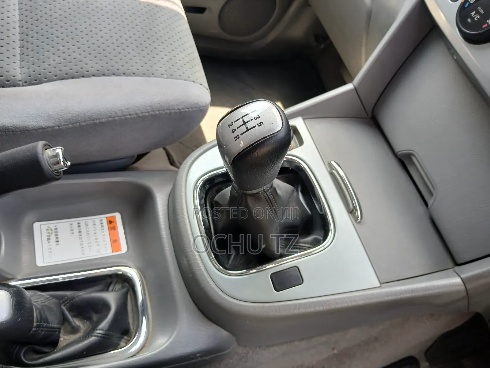 Suzuki Escudo 2003 Silver