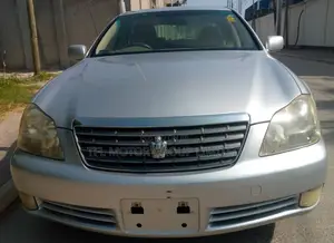 Toyota Crown Royale 2005 Silver