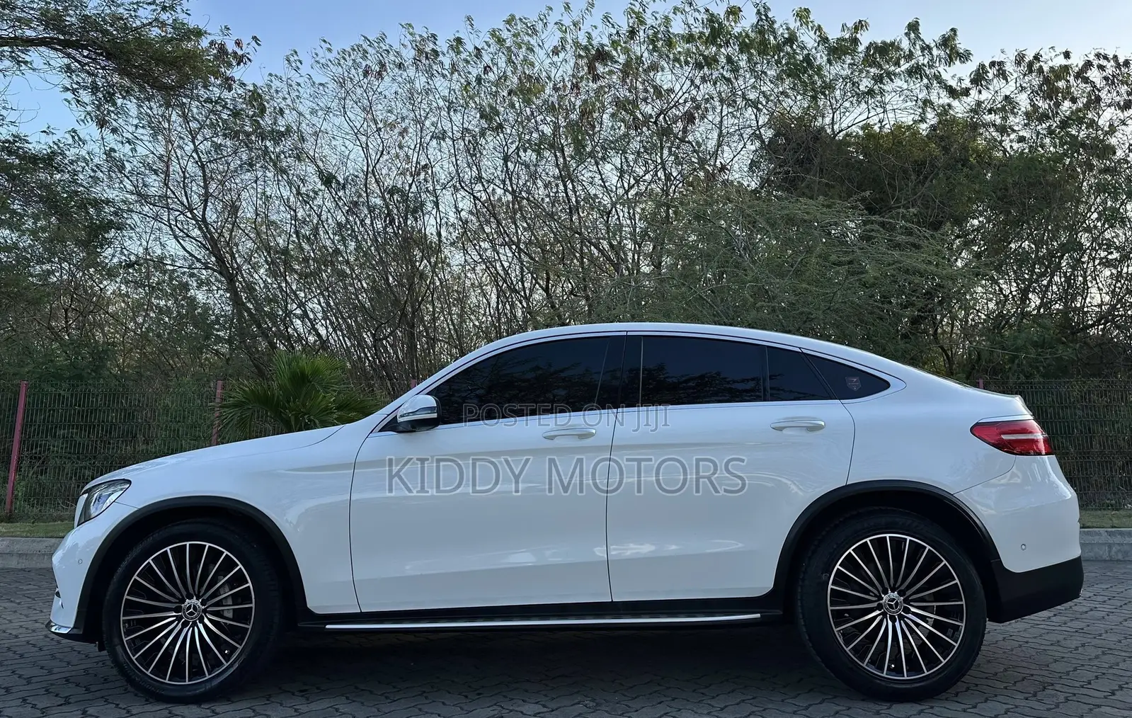Mercedes-Benz GLC-Class 2017 White