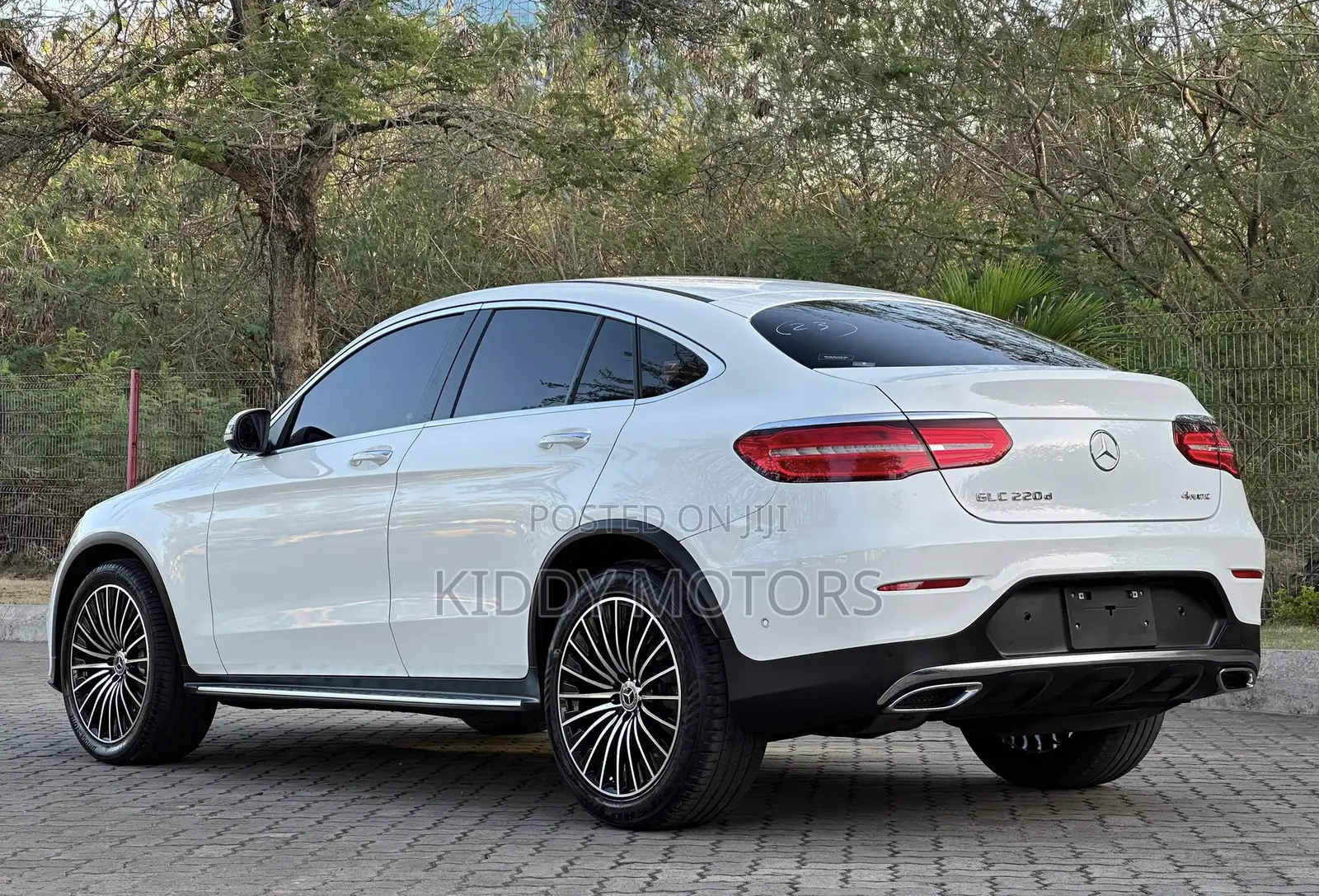 Mercedes-Benz GLC-Class 2017 White