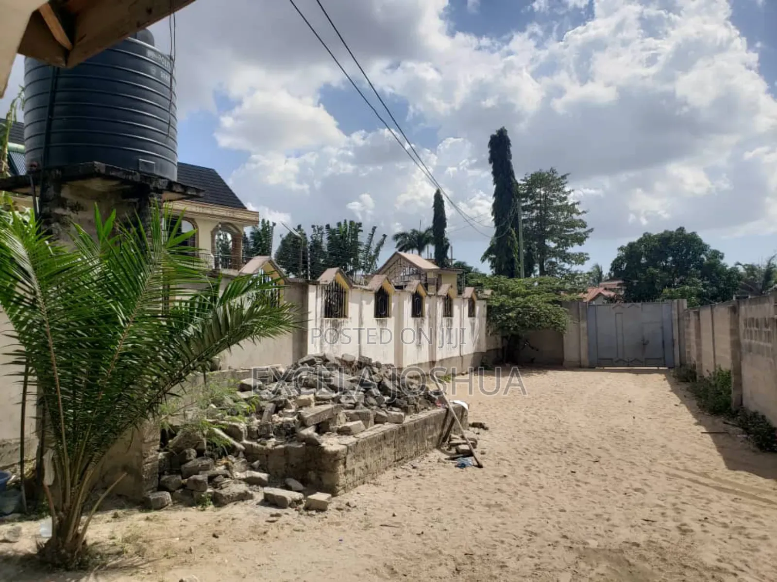 3bdrm House in Excela Joshua, Ukonga for sale