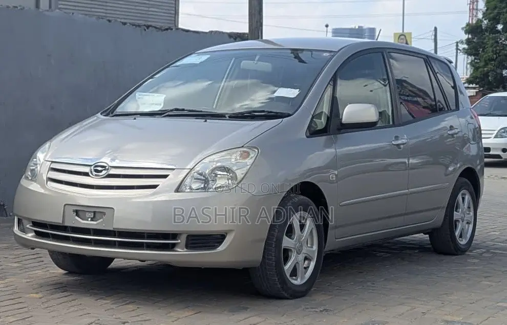 Toyota Corolla Spacio 1.5 X 2004 Beige