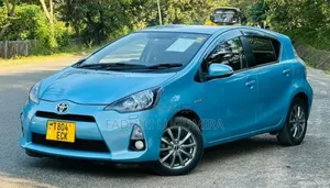 Toyota Aqua 2013 Blue