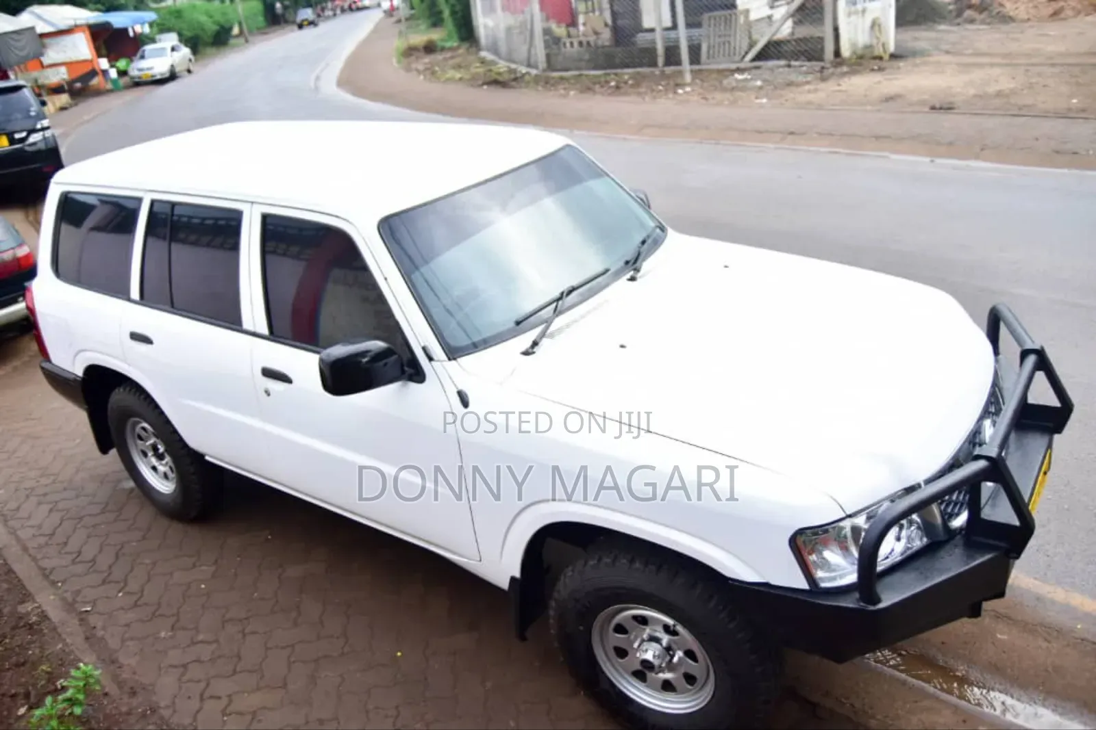 Nissan Patrol 2010 White