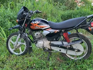 TVS HLX Plus ES 2025 Black
