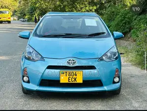 Toyota Aqua 2014 Blue