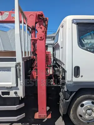 Mitsubishi Canter Crane Track