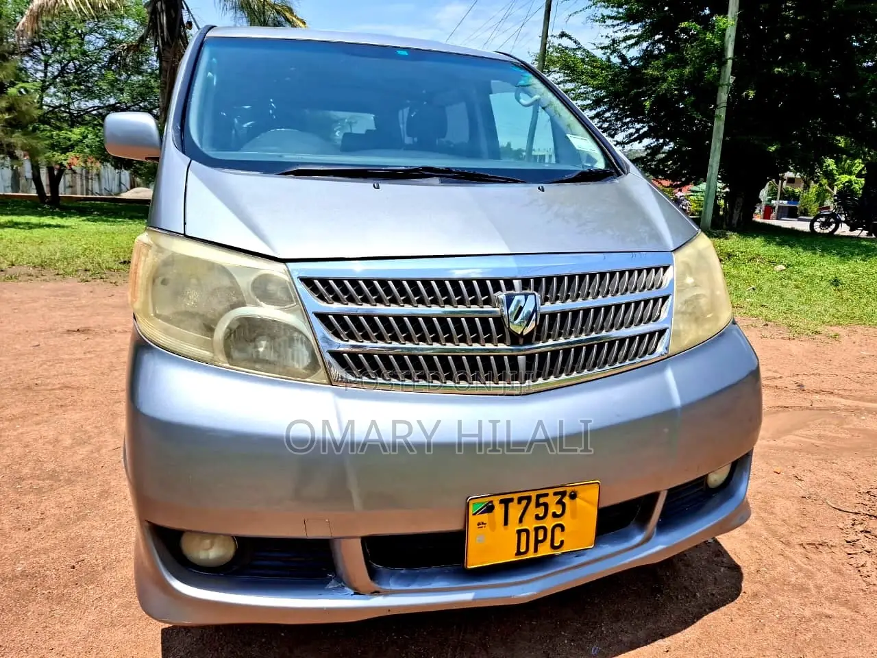 Toyota Alphard 2003 Gray