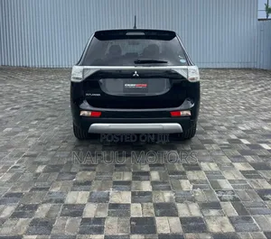 Mitsubishi Outlander 2017 Black