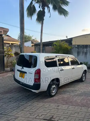 Toyota Probox 2003 White