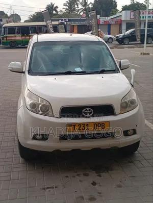 Toyota Rush 1.5 RWD 2010 White