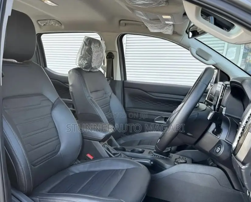 New Ford Ranger Wildtrak 2024 Gray