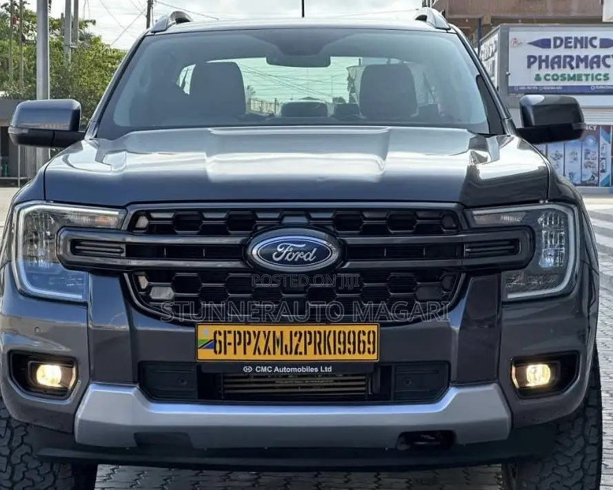 New Ford Ranger Wildtrak 2024 Gray