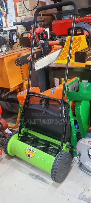 Manual Lawnmower