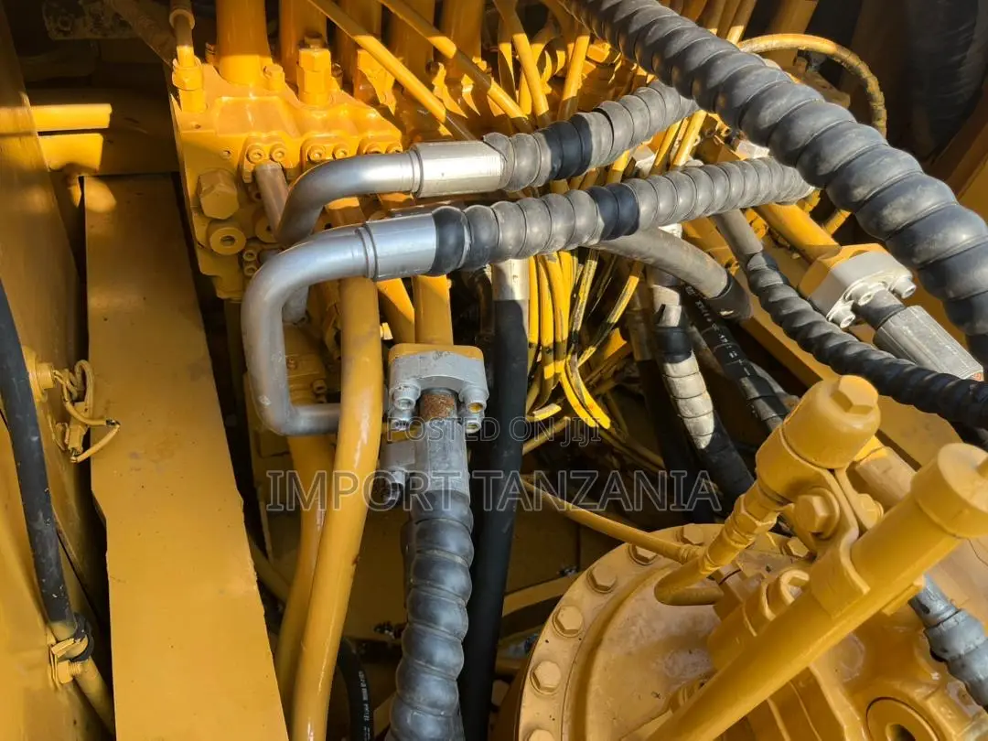 Cat 336d Excavator Model 2023