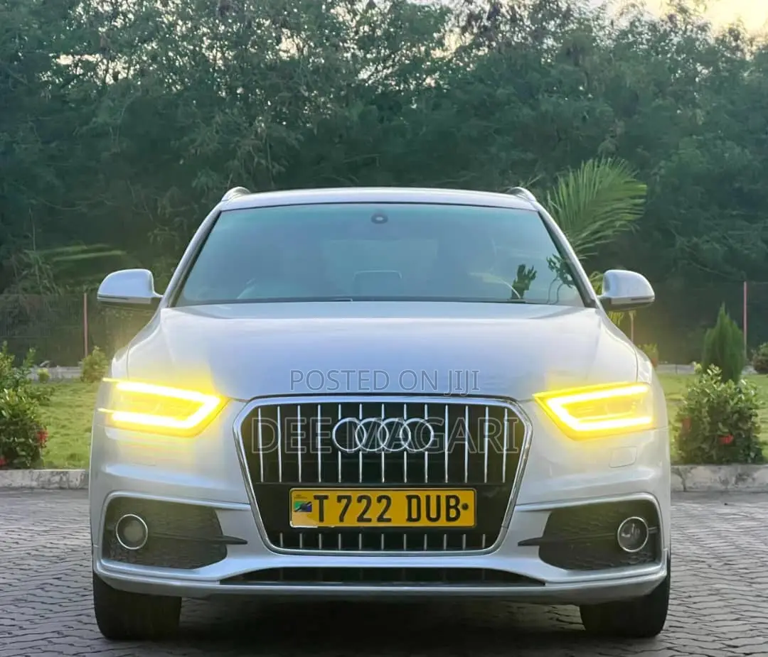 Audi Q3 2.0 TDI 140hp quattro 2013 Silver