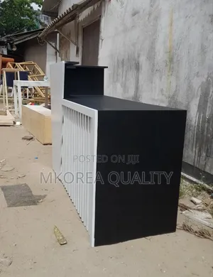 Reception Table (Zebra)